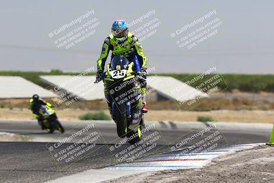 media/Aug-03-2025-TrackDaz (Sun) [[bf4a71acf9]]/B Group/1220pm (Wheelie Bump)/